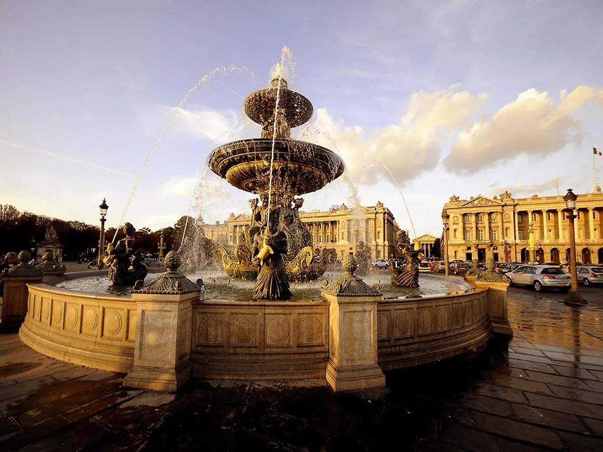 Charming Studio Near Louvre París